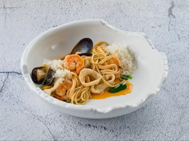 Спагетти с морепродуктами
