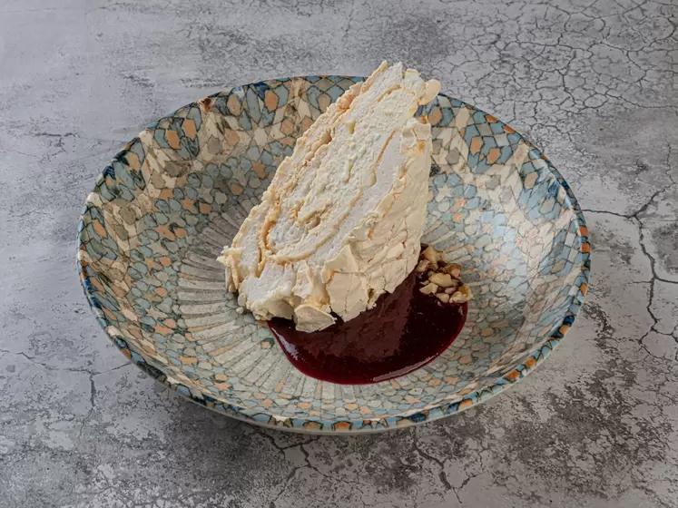 Меренговый рулет